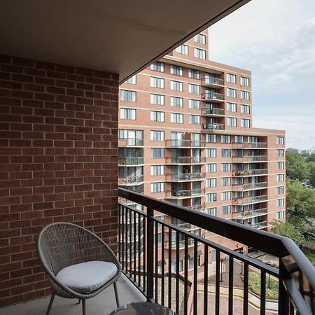 Stylish And Charming Apartment In Pentagon City Arlington Exteriör bild