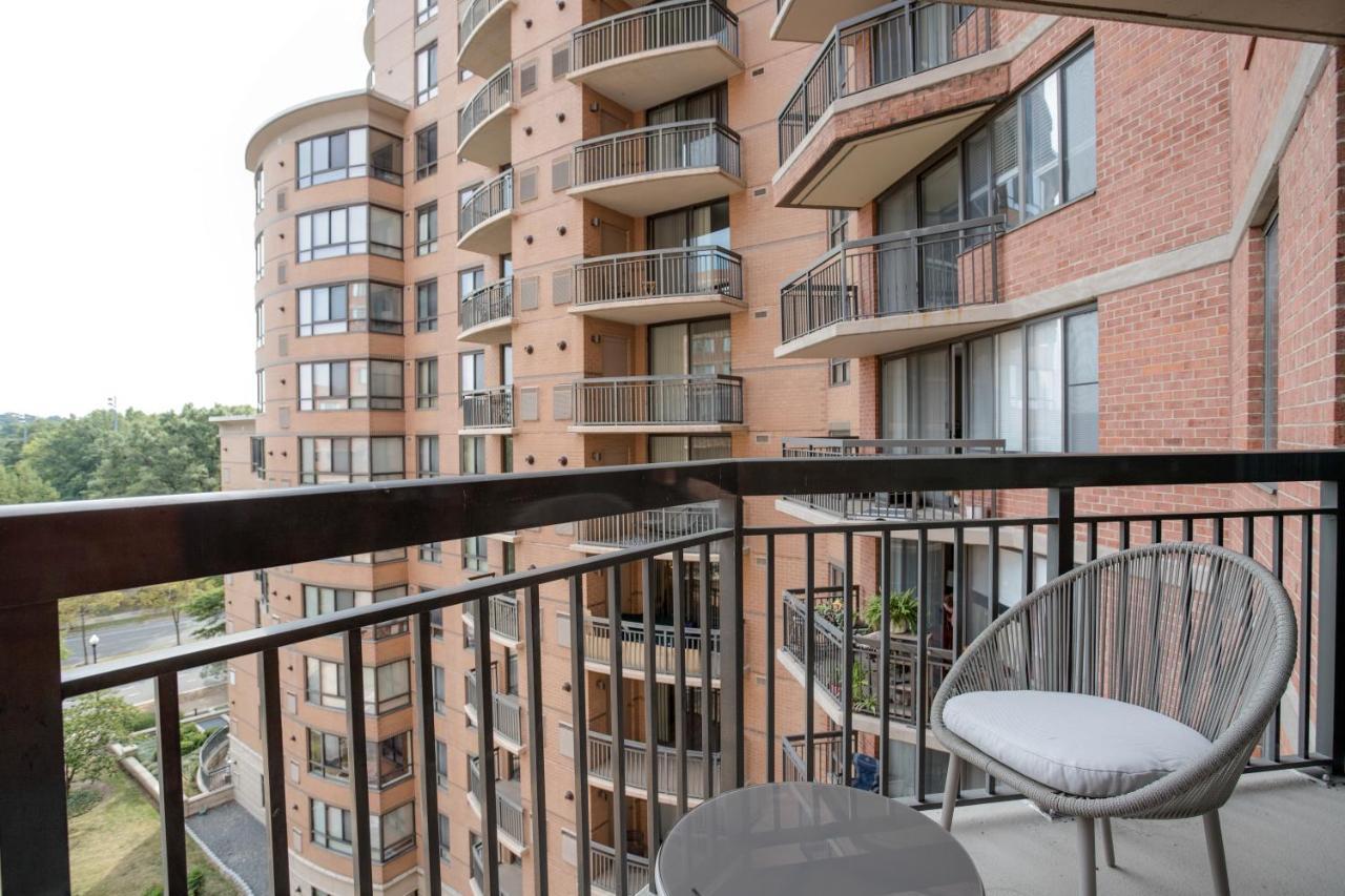 Stylish And Charming Apartment In Pentagon City Arlington Exteriör bild